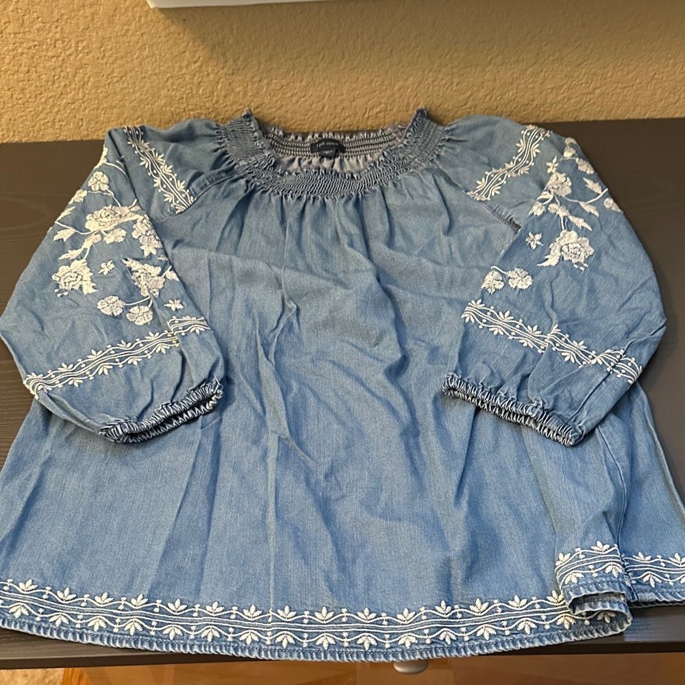 J. Jill Blue Embroidered 3/4 Sleeve Top Size Small